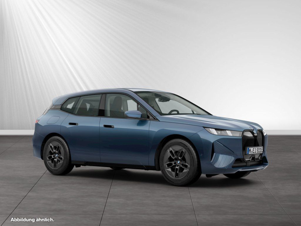 BMW iX - Bild 12
