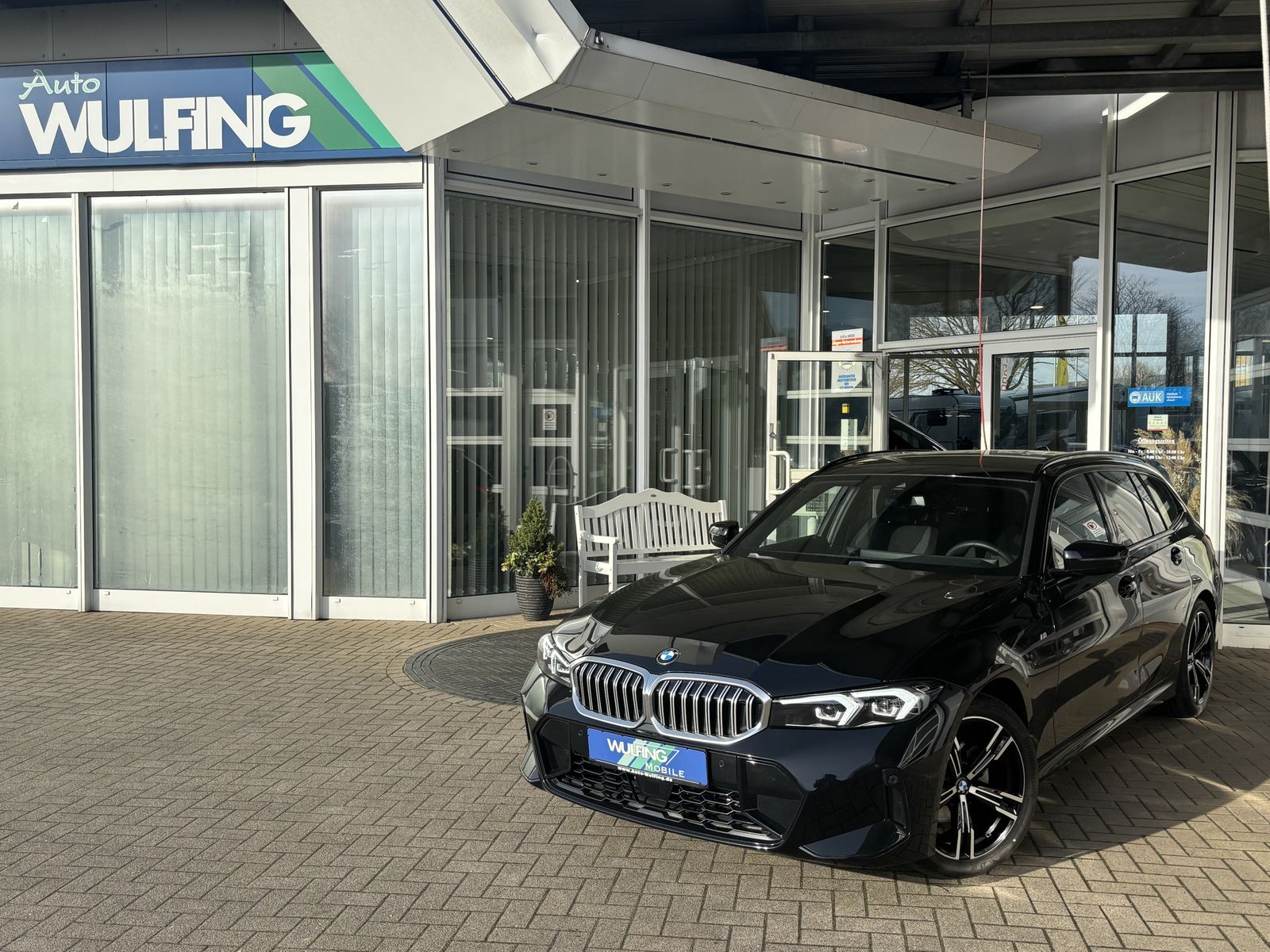BMW 320 d xDrive M Sport ACC CAM NAVI HIFI DAB LED