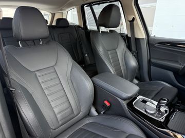 BMW X3 - 11
