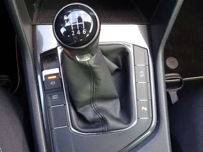 Fahrzeugabbildung Volkswagen Tiguan 1,4 TSI  Trendline