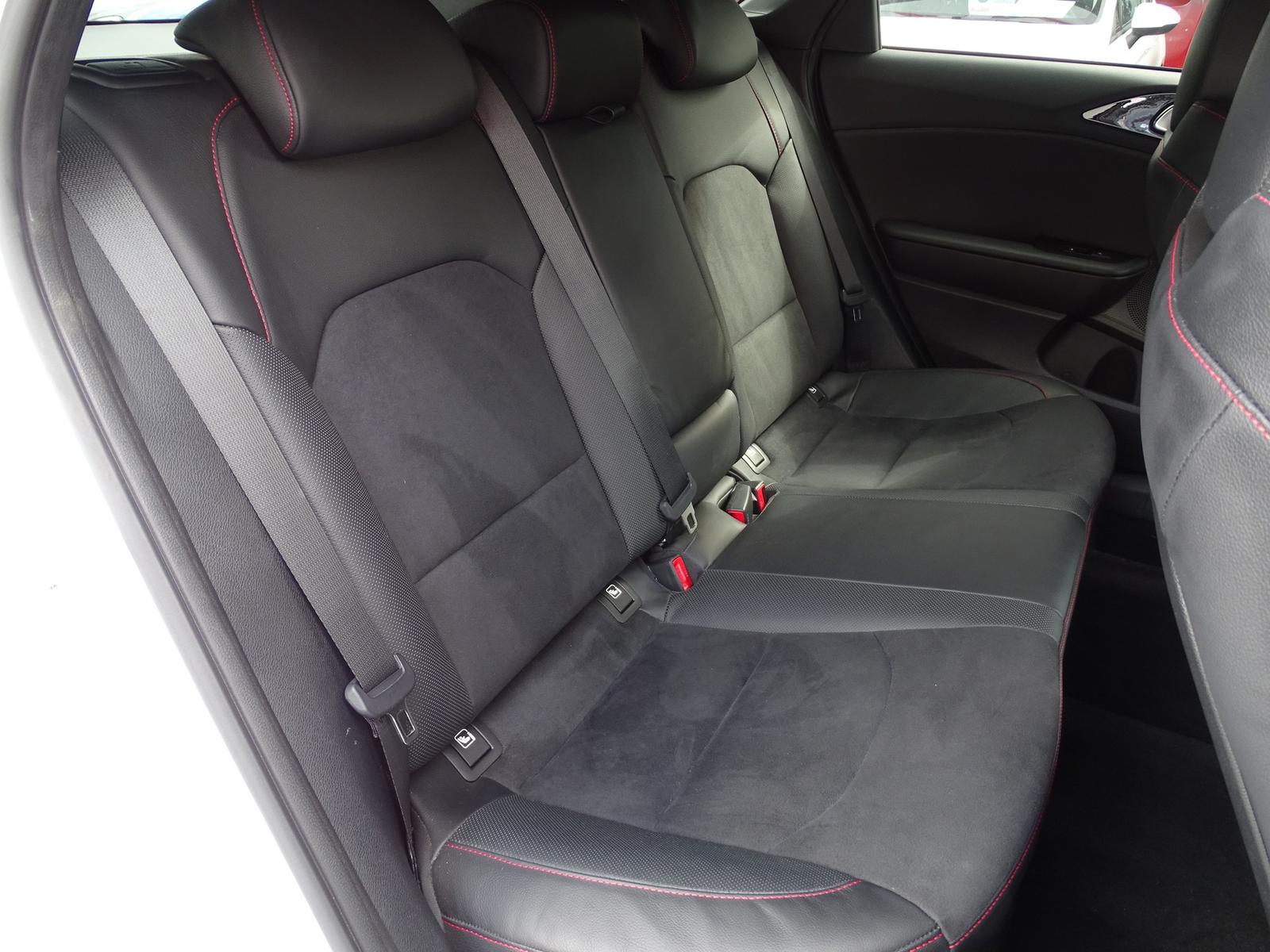 Kia ProCeed 1.6 T-GDI GT LED JBL Navi ACC Alcantara