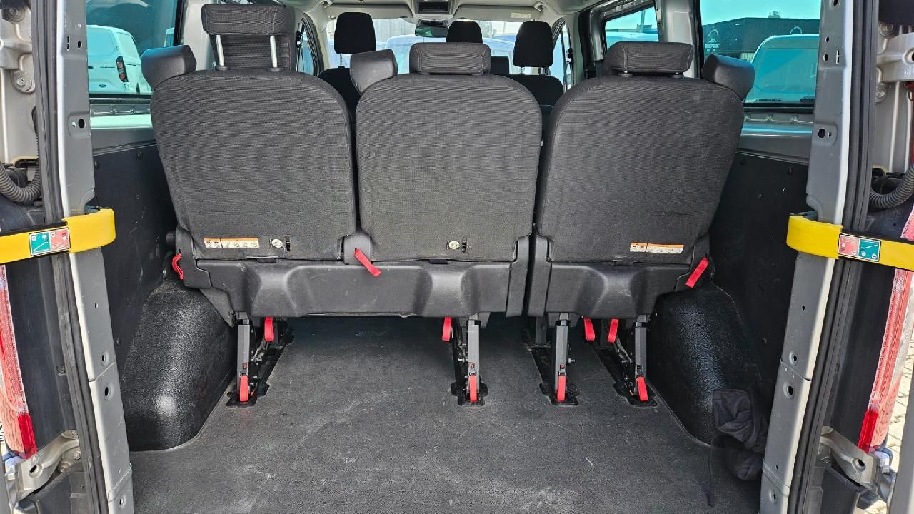 Fahrzeugabbildung Ford Transit/Tourneo Custom Kombi 310 L1 Trend