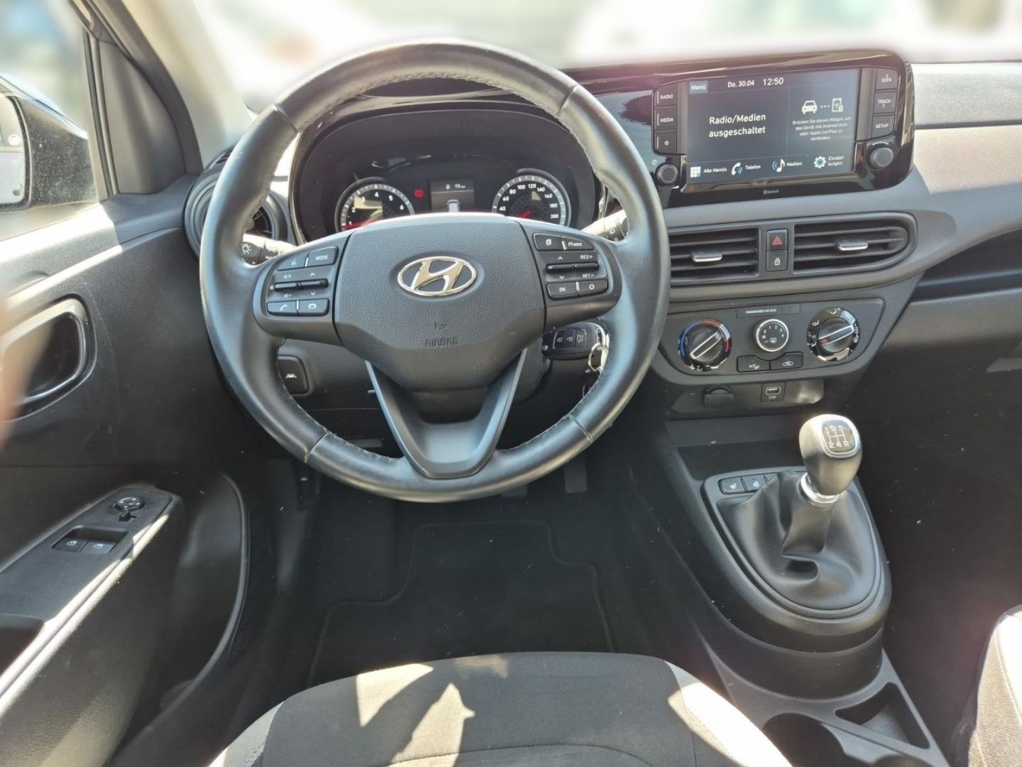 Fahrzeugabbildung Hyundai i10 Edition 30 ACC Apple CarPlay Android Auto DA