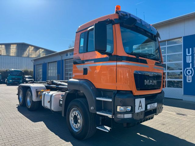 MAN TGS 26.480 6x4 BL Abrollkipper HIAB XR21S51