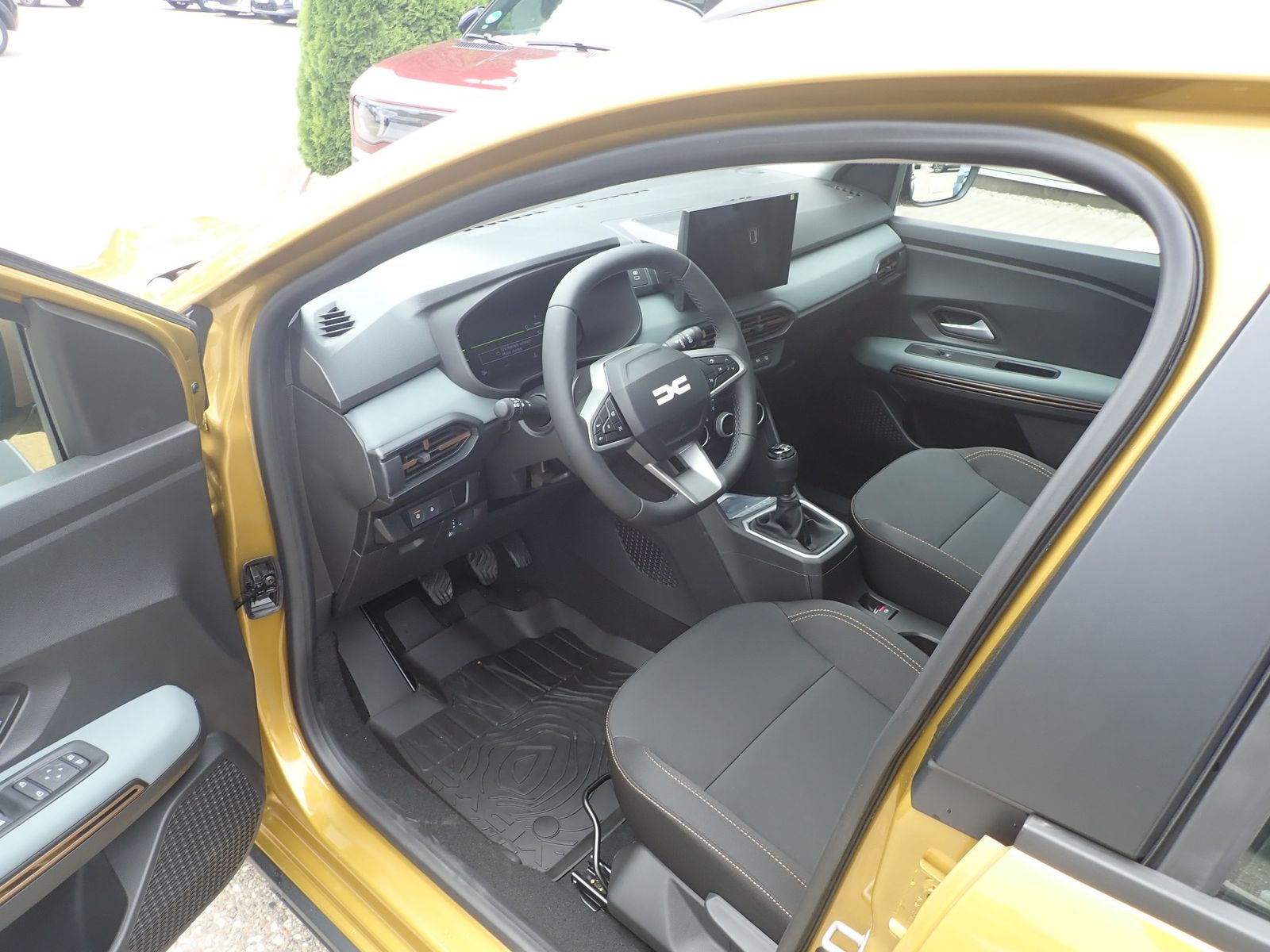 Fahrzeugabbildung Dacia Sandero Stepway Extreme TCe 110