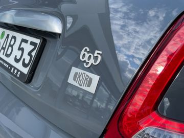 Fahrzeugabbildung Abarth 695 XSR Yamaha Limited Edition, Leder, Akrapovic