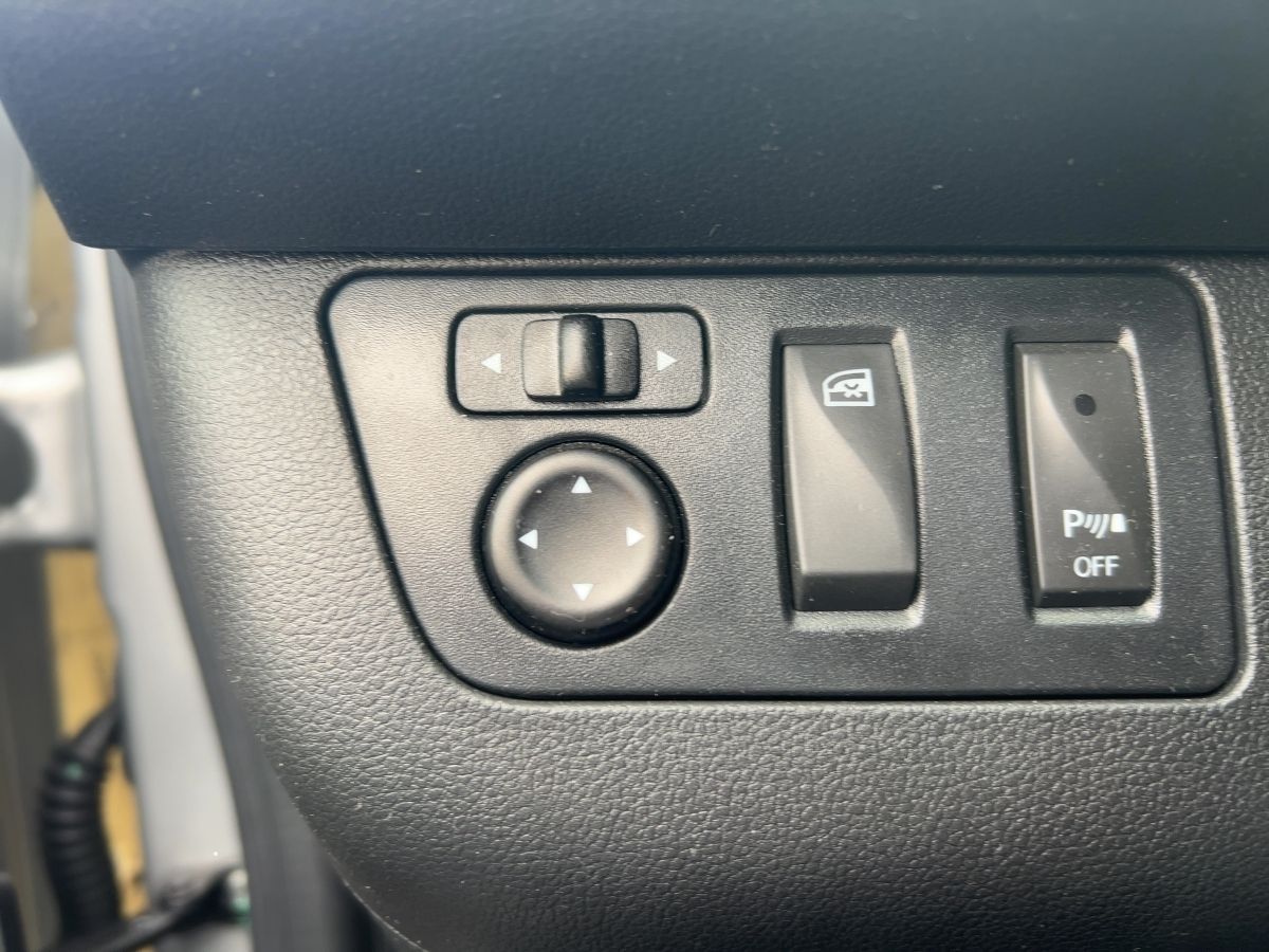 Fahrzeugabbildung Dacia Spring Essential 45 Kamera CCS