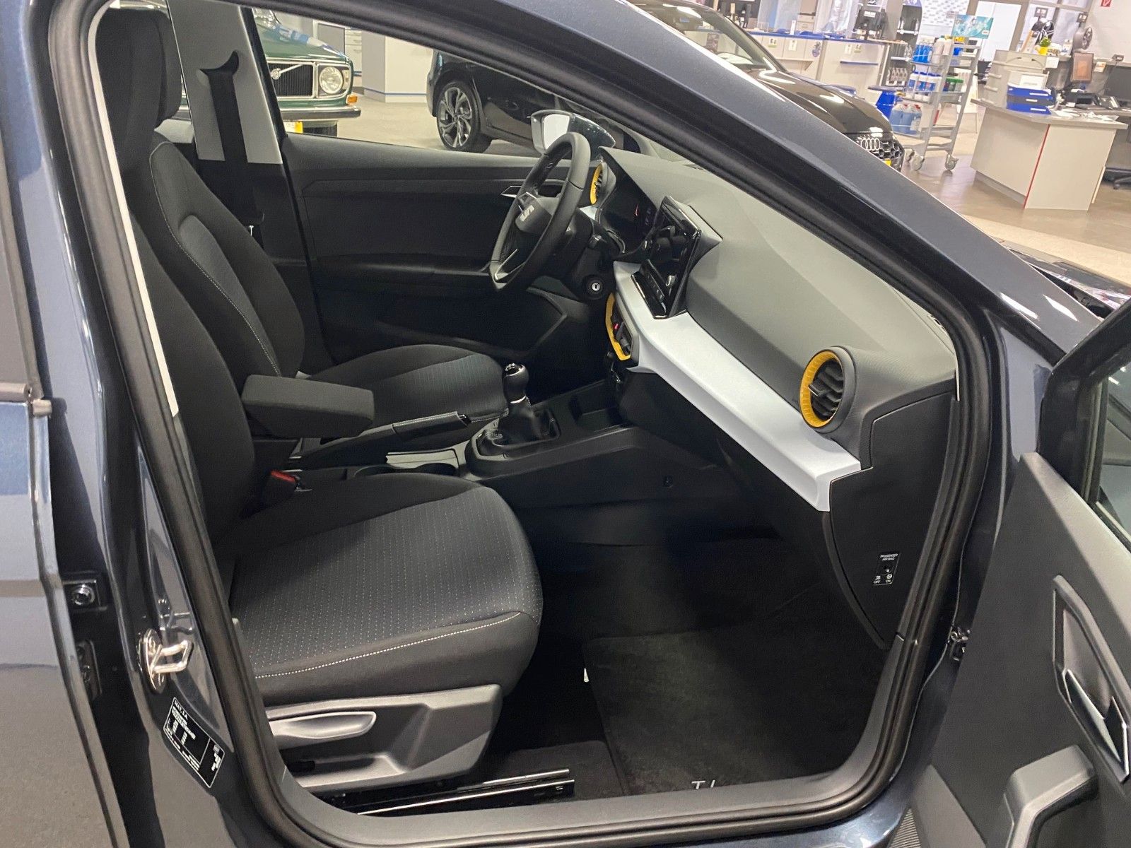 Fahrzeugabbildung SEAT Ibiza 1.0 TSI Style++KLIMA+APP+5J. 2030 GARANTIE