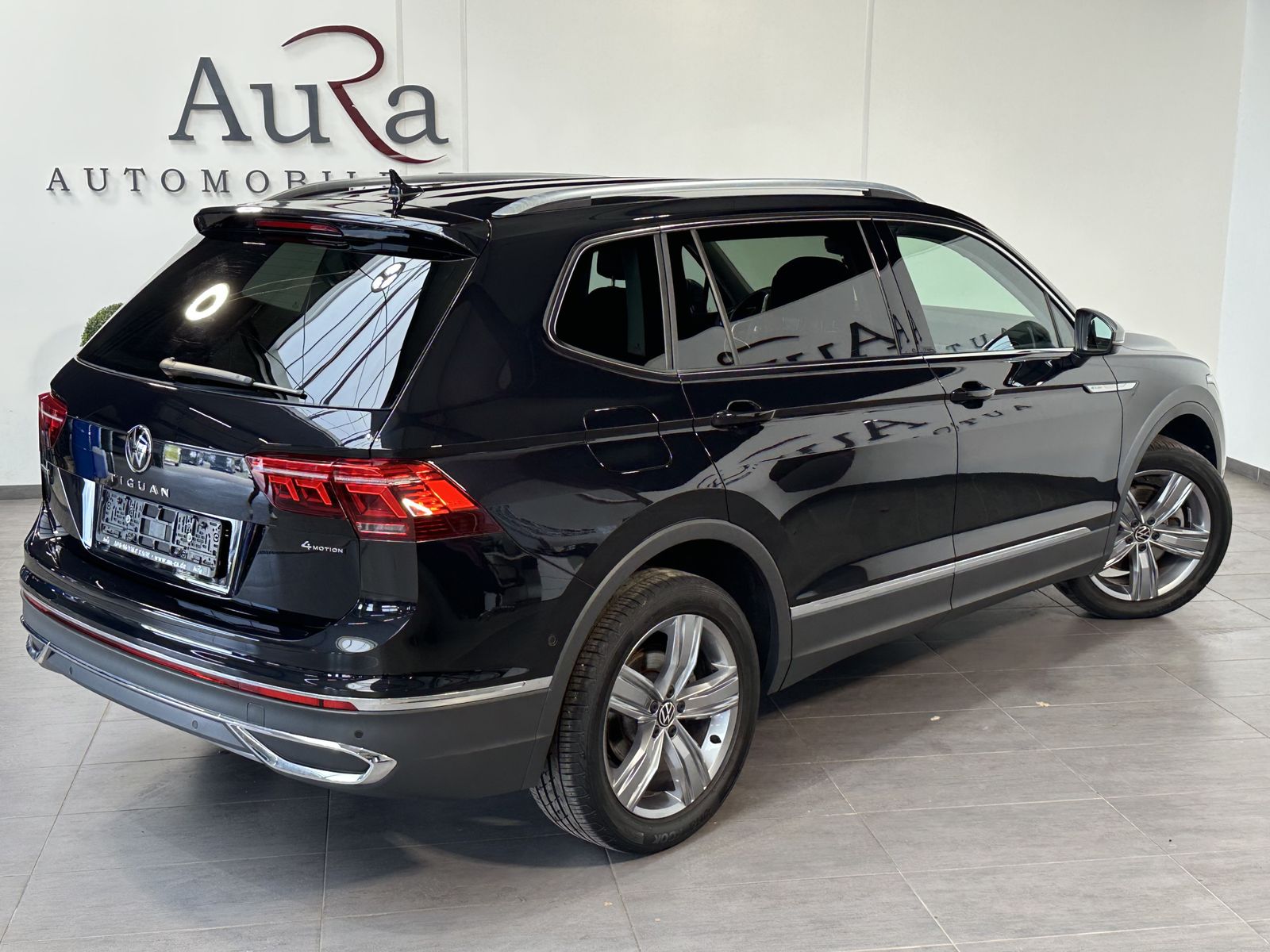 Fahrzeugabbildung Volkswagen Tiguan Allspace 4M Elegance NAV+IQ-LIGHT+KAM+H&K