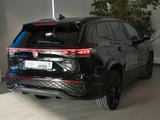 Volkswagen Tayron 2.0 TDI R-Line 4Motion PANO 7 SITZER - Diesel Gebrauchtwagen