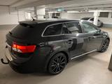 Toyota Avensis Combi 2,2-l-D-4D Automatik Executive... - Toyota Avensis: Executive
