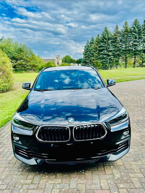Image of BMW X2