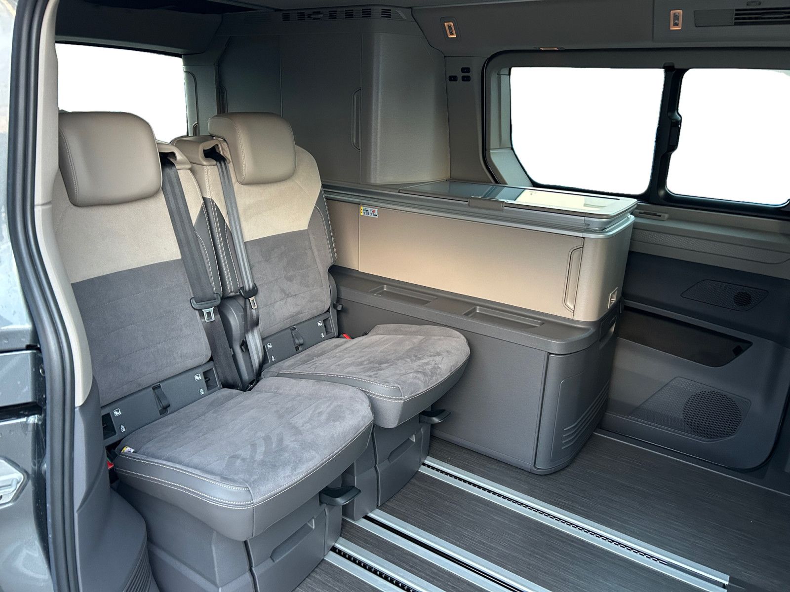 Volkswagen T7 California - Bild 11