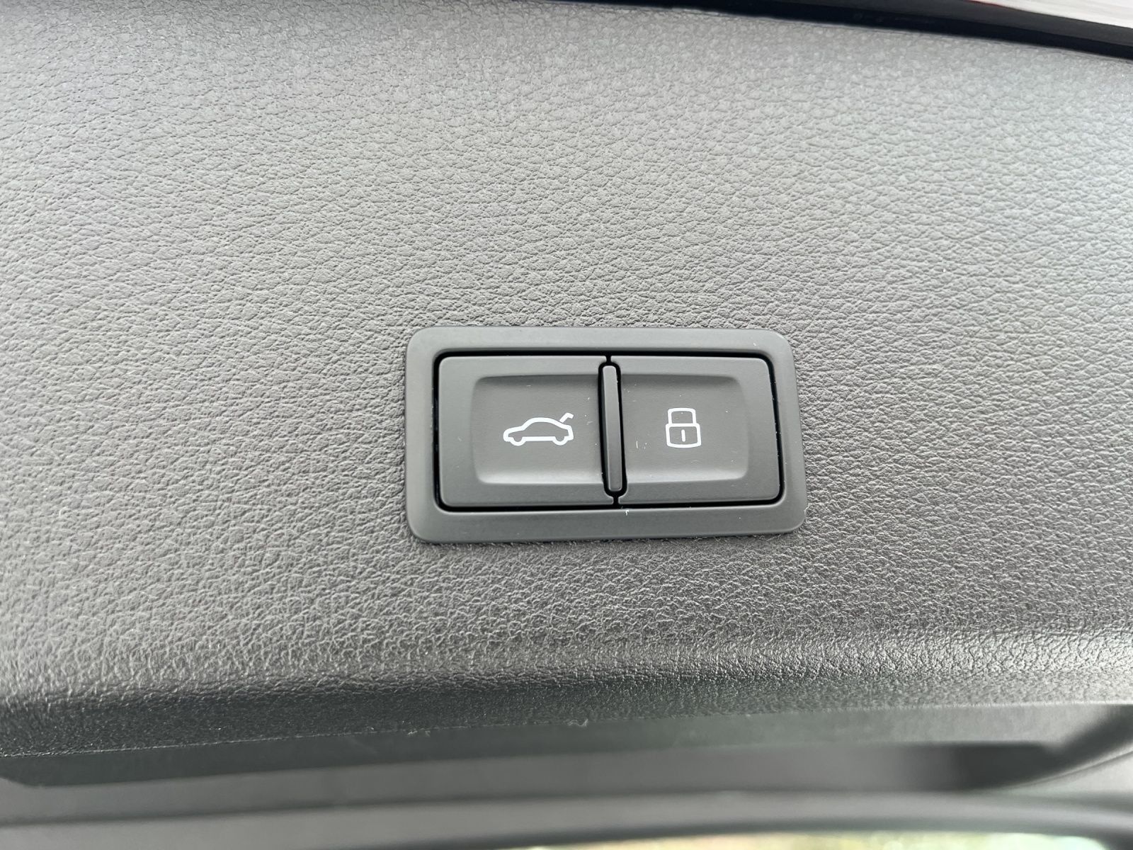 Audi Q8 e-tron - Bild 17