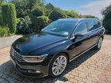 Volkswagen WV Passat  B8  4MOTION 2017 - Volkswagen Passat: Kombi, W8