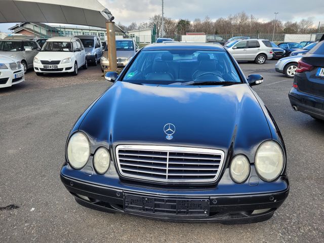 Mercedes-Benz CLK 320 Avantgarde