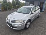 Renault Megane II Grandtour Avantage - Renault Megane Avantage mit Benzin-Antrieb