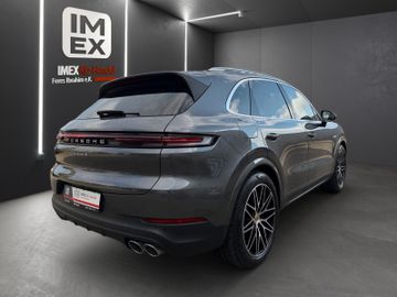 Porsche Cayenne - 5