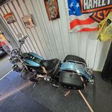 Harley-Davidson Deluxe aus 2009 in Farbe Suede Blue Pearl - Angebote entsprechen deinen Suchkriterien