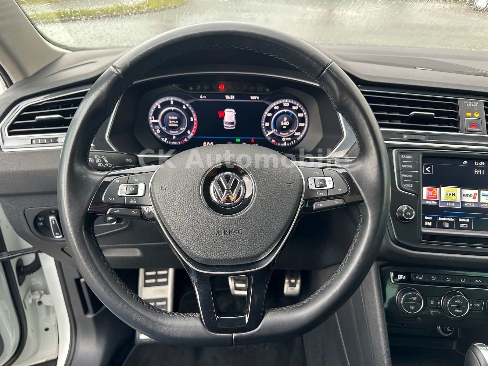 Fahrzeugabbildung Volkswagen Tiguan Highline DSG 2.0TDI 4Motion/Head-Up/Pano