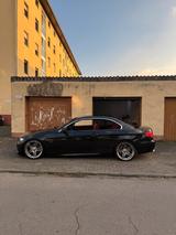 BMW e93 325d - BMW 325 aus 2010: 325d