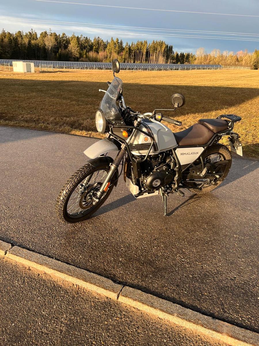 Royal Enfield Himalayan 411 Tiefergelegt