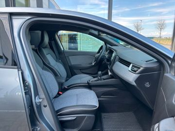 Renault Clio E-Tech Full Hybrid 145 Techno
