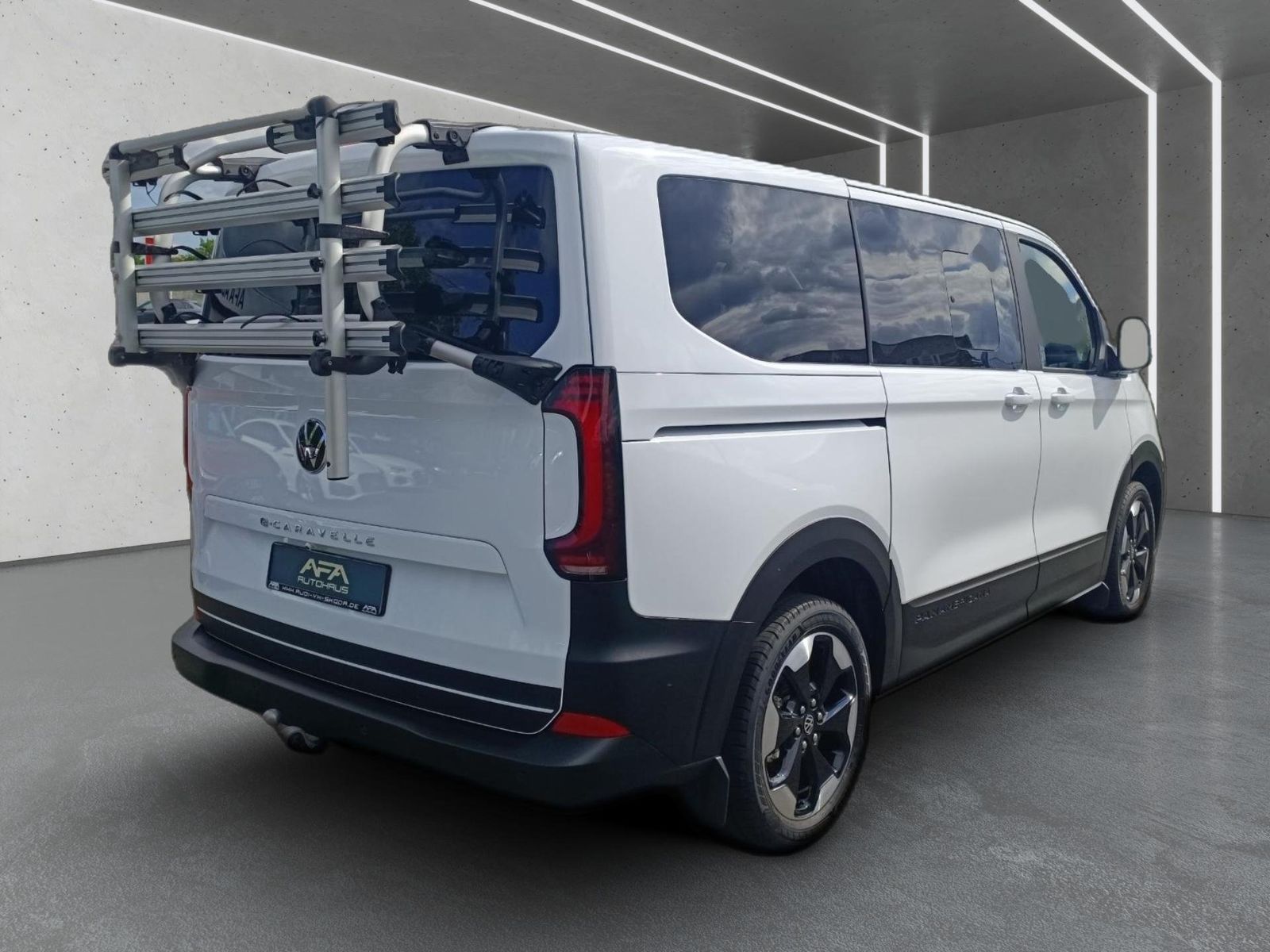Volkswagen T7 Caravelle - Bild 3