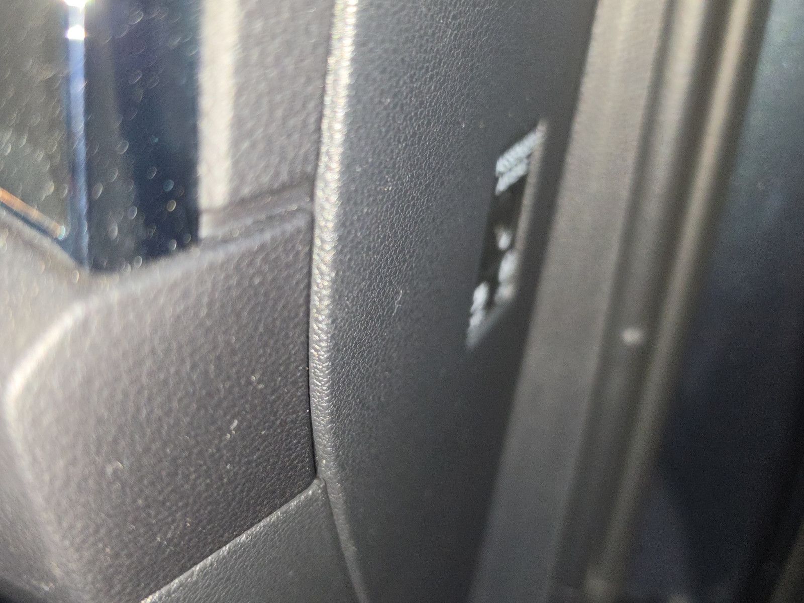 Fahrzeugabbildung SKODA Karoq Ambition Apple CarPlay