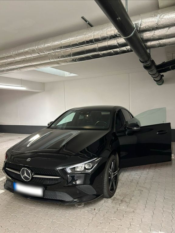 Image of Mercedes-Benz CLA 180