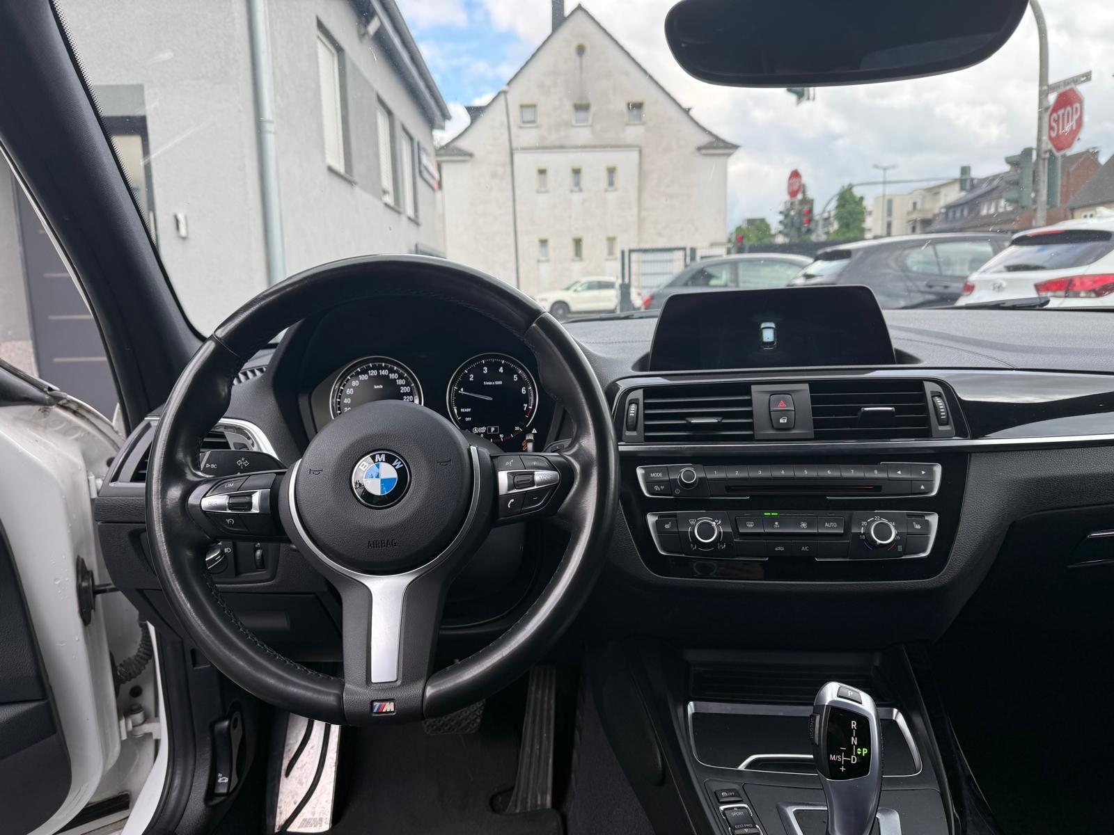 BMW  118 i  M Sport Shadow LCI2 LED AUTOMATIK