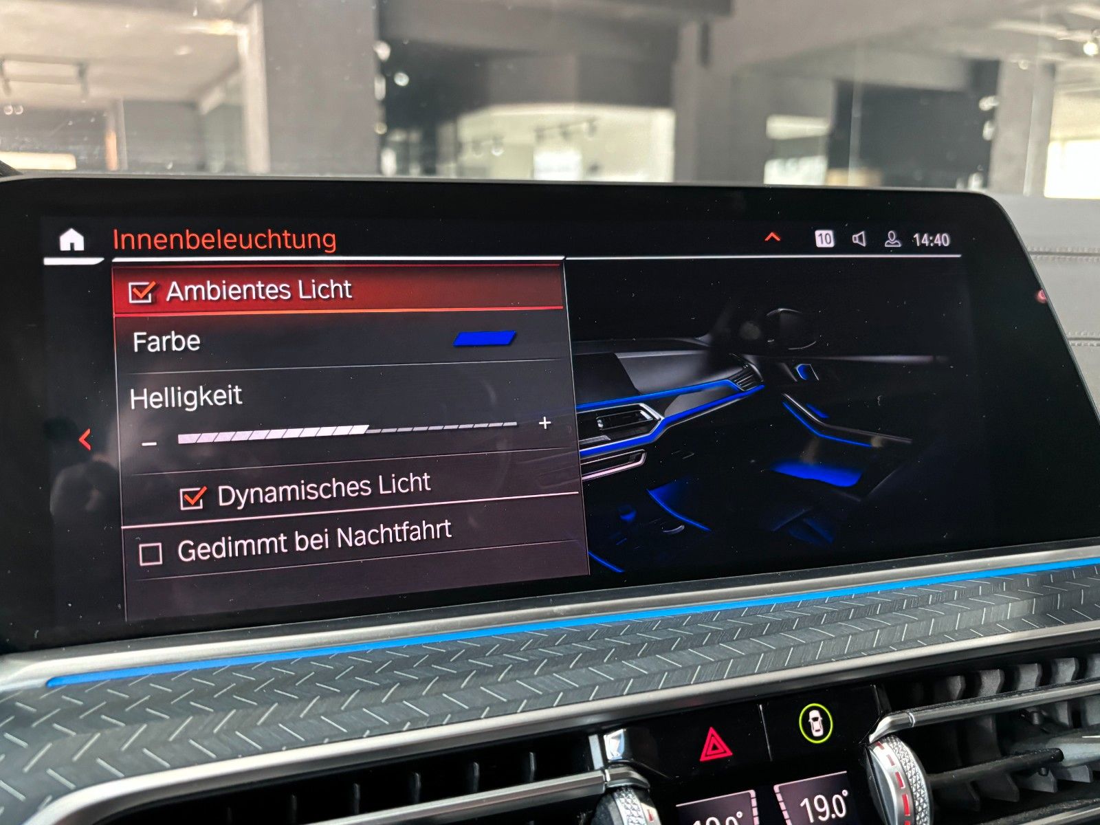 Fahrzeugabbildung BMW X5 xDrive 45e *M-Packet*HUD*360°Kam*Keyless
