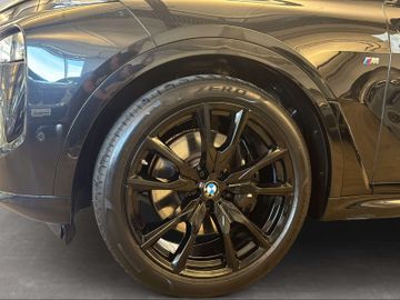 BMW X7 - 10