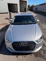 Audi A3 35 TFSI S tronic Sportback sport - Audi A3 mit Benzin-Antrieb: Sportwagen