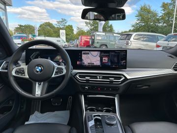 Fahrzeugabbildung BMW 320 d xDrive M Sport ACC 360° H&K Standh 19"