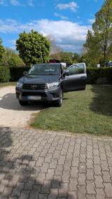 Toyota Hilux 2,4 Turbodiesel singel cap - Toyota Hilux in Bochum