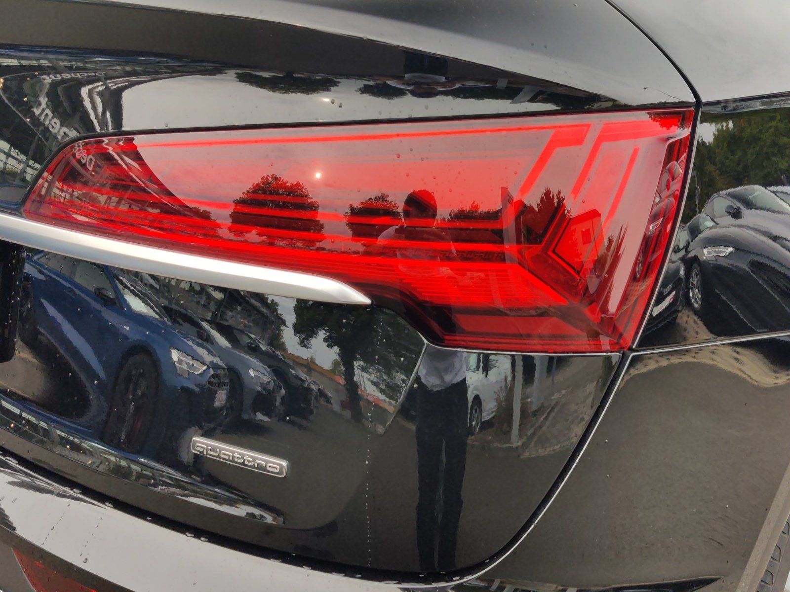Fahrzeugabbildung Audi Q5 Sportback 40 2.0 TDI quattro S-Line AHK,HUD