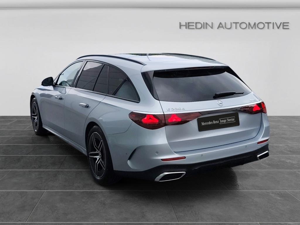 Mercedes-Benz E 220 d T 4M AMG|NIGHT|AHK|PANO|360°|DISTR|LEDER
