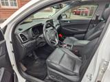 Hyundai TUCSON 2.0 CRDi Premium 4WD AHK Pano  - Hyundai TUCSON von privat