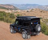 Land Rover Defender 110 Td5 Hubdach Expeditionsmobil - gebrauchte Land Rover Defender aus dem Jahr 2002