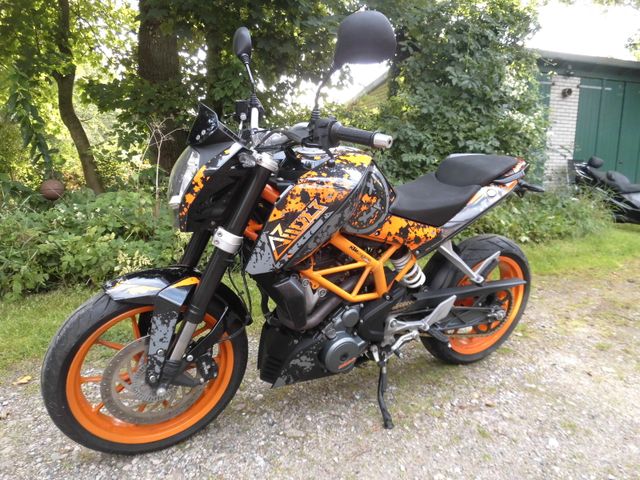 KTM Duke 390