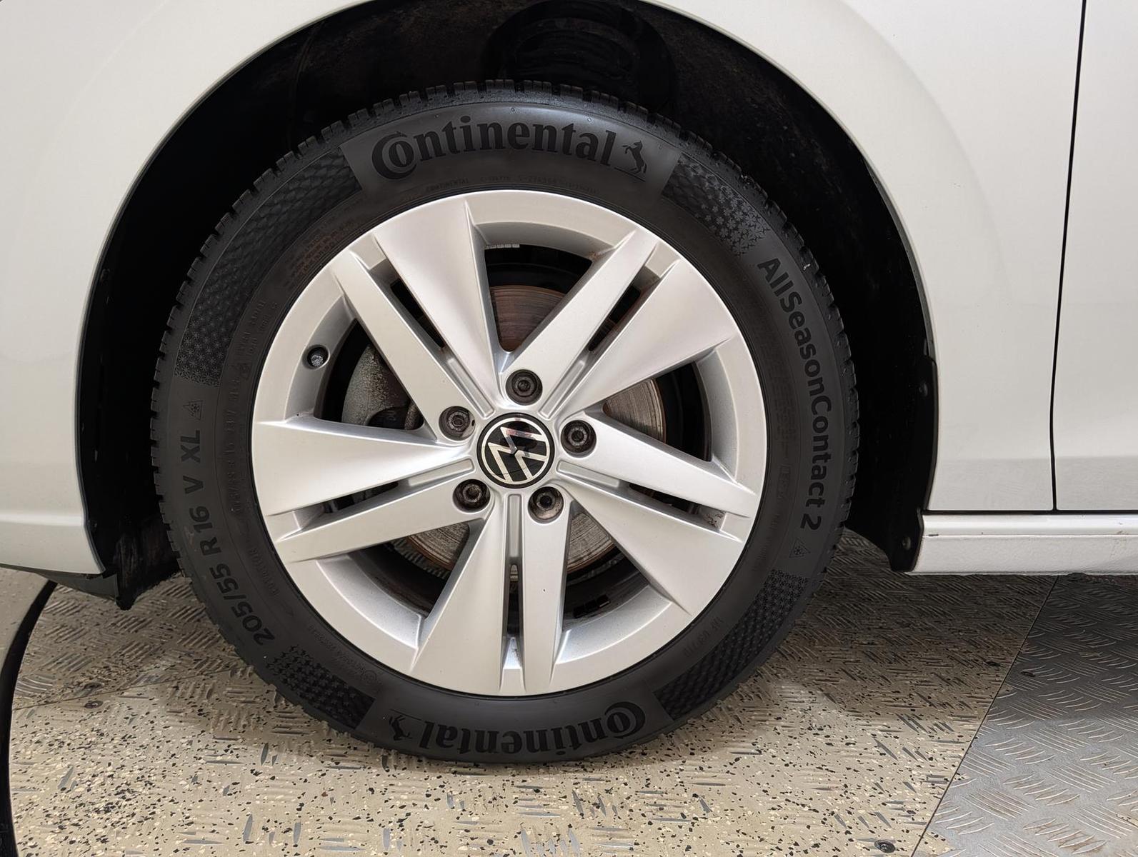 Volkswagen Golf Variant 1.0 TSI Life ACC Winter App Kamera, миниатюра 9