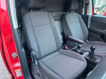 Volkswagen Caddy - 11