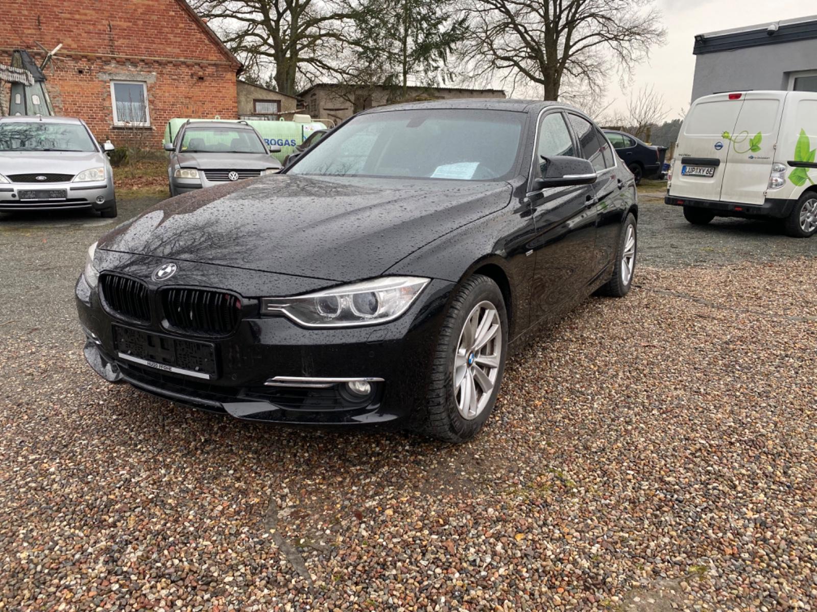 BMW 328 i F30 Luxury Line, Automatik, TÜV 02/2028