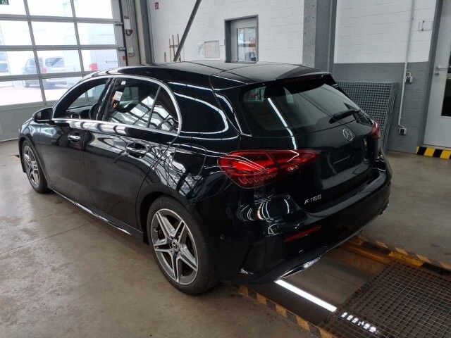 Fahrzeugabbildung Mercedes-Benz A 180 AMG+Pano+Distr+Ambiente+RKF+TotW+IHC
