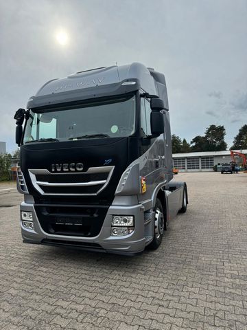 Iveco Stralis XP 480 ActiveSpace  Voll-Spoiler ALUFELG