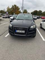 Audi Q7 3.0 TDI (DPF) clean diesel quattro tipt. - - Audi Q7 aus 2010: TDI
