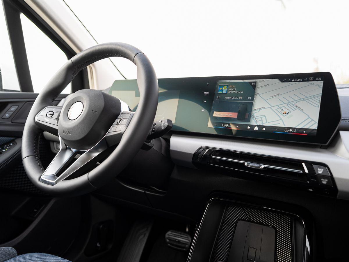BMW Active 220d Active Tourer AHK 17" aLED PANO Sportsitze, миниатюра 17