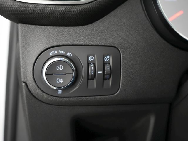 Crossland X INNOVATION+AHK+NAVI+RÜCKFAHRKAMERA+S