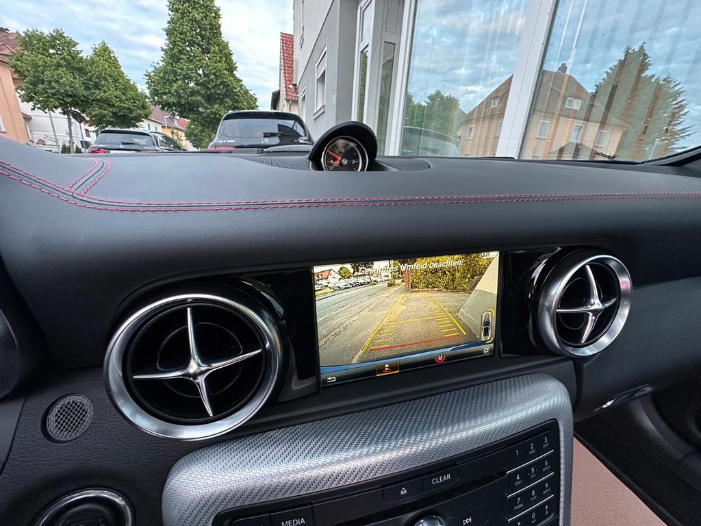 Mercedes-Benz SLC 300